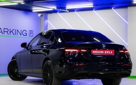 Mercedes-Benz E-Класс, 2020 год, 3 650 000 рублей, 9 фотография