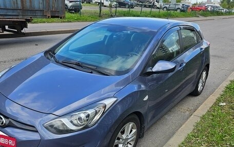 Hyundai i30 II рестайлинг, 2012 год, 900 000 рублей, 2 фотография