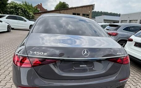 Mercedes-Benz S-Класс, 2026 год, 29 900 000 рублей, 2 фотография