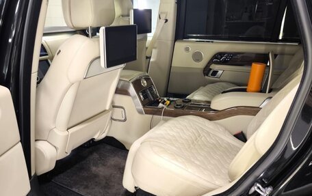 Land Rover Range Rover IV рестайлинг, 2020 год, 6 800 000 рублей, 10 фотография