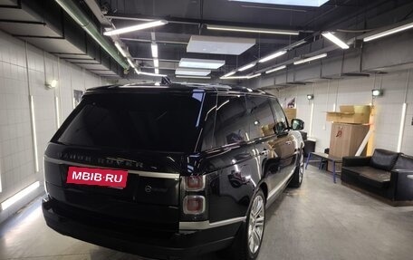 Land Rover Range Rover IV рестайлинг, 2020 год, 6 800 000 рублей, 4 фотография