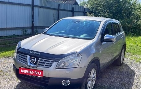 Nissan Qashqai, 2009 год, 755 000 рублей, 2 фотография
