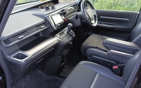 Honda Stepwgn IV, 2021 год, 2 899 000 рублей, 7 фотография