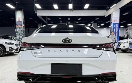 Hyundai Elantra, 2022 год, 1 250 000 рублей, 7 фотография