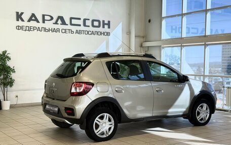 Renault Sandero II рестайлинг, 2017 год, 1 120 000 рублей, 2 фотография