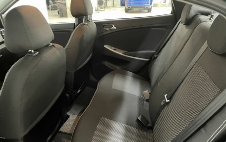Hyundai Solaris II рестайлинг, 2011 год, 694 000 рублей, 13 фотография