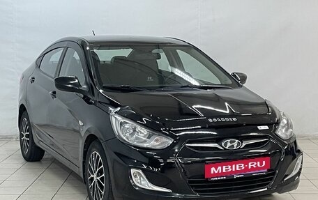 Hyundai Solaris II рестайлинг, 2011 год, 694 000 рублей, 2 фотография