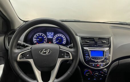 Hyundai Solaris II рестайлинг, 2011 год, 694 000 рублей, 16 фотография