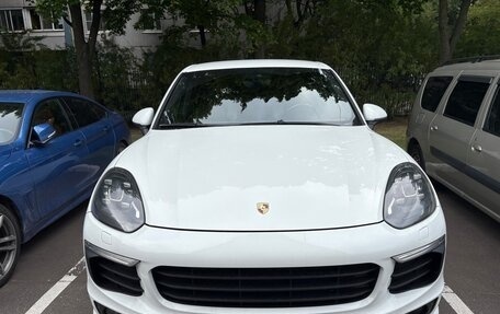 Porsche Cayenne III, 2015 год, 2 900 000 рублей, 2 фотография