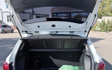 KIA Rio IV, 2018 год, 1 250 000 рублей, 6 фотография