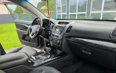KIA Sorento II рестайлинг, 2013 год, 1 750 000 рублей, 13 фотография