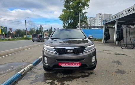 KIA Sorento II рестайлинг, 2013 год, 1 750 000 рублей, 23 фотография