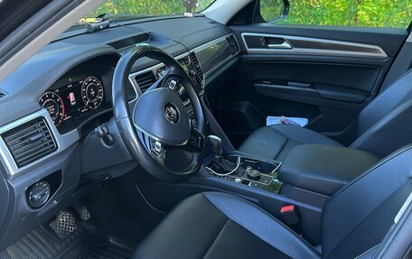Volkswagen Teramont I, 2018 год, 2 800 000 рублей, 7 фотография