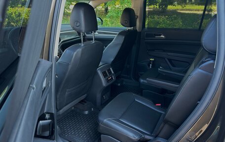 Volkswagen Teramont I, 2018 год, 2 800 000 рублей, 10 фотография