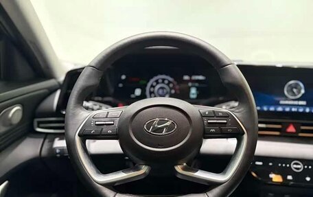 Hyundai Elantra, 2022 год, 1 240 000 рублей, 10 фотография