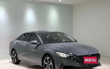 Hyundai Elantra, 2022 год, 1 240 000 рублей, 3 фотография