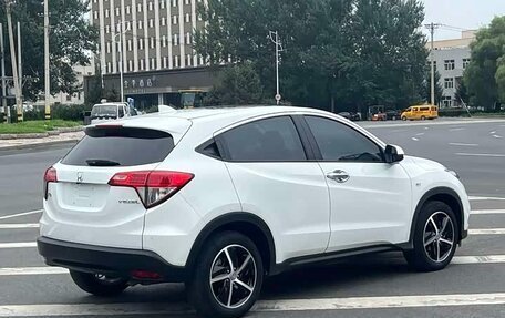 Honda Vezel, 2022 год, 1 290 000 рублей, 4 фотография