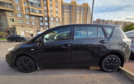 Toyota Verso I, 2010 год, 1 050 000 рублей, 5 фотография