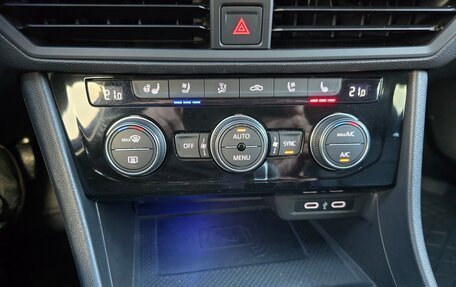 Volkswagen Jetta VII, 2021 год, 2 099 000 рублей, 24 фотография