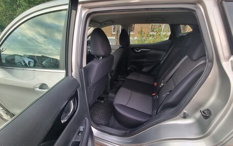Nissan Qashqai, 2015 год, 1 385 000 рублей, 24 фотография