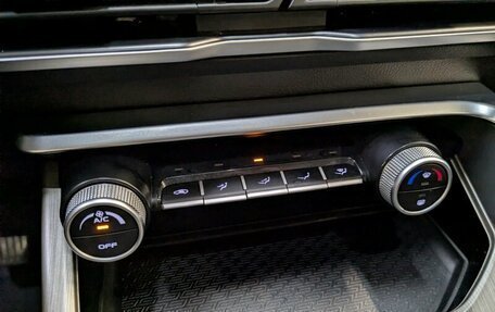 Geely Coolray I, 2023 год, 1 700 000 рублей, 14 фотография