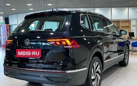 Volkswagen Tiguan II, 2026 год, 4 100 000 рублей, 6 фотография