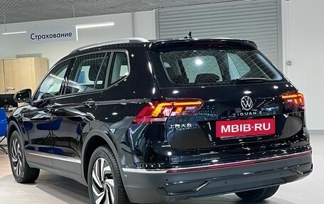 Volkswagen Tiguan II, 2026 год, 4 100 000 рублей, 4 фотография