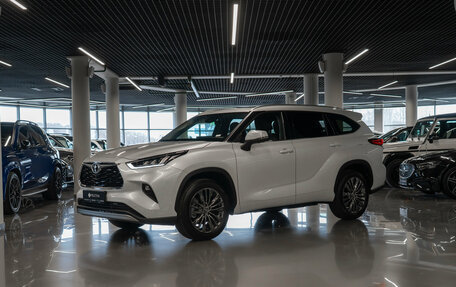 Toyota Highlander, 2026 год, 6 000 000 рублей, 1 фотография