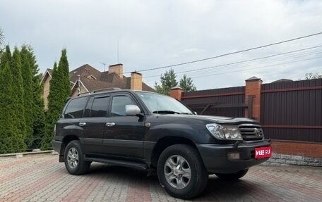 Toyota Land Cruiser 100 рестайлинг 2, 2007 год, 1 900 000 рублей, 1 фотография