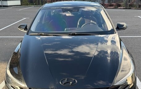 Hyundai Elantra, 2021 год, 1 750 000 рублей, 1 фотография