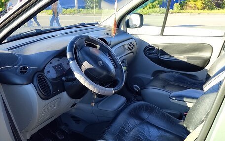 Renault Scenic III, 2000 год, 235 000 рублей, 17 фотография