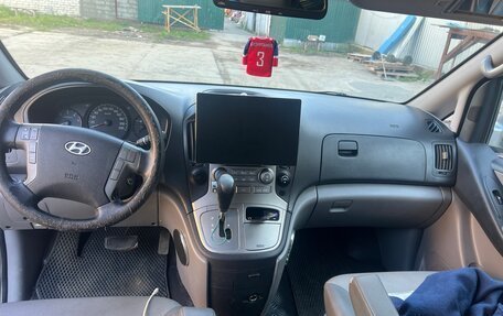 Hyundai Grand Starex Grand Starex I рестайлинг 2, 2011 год, 1 350 000 рублей, 8 фотография