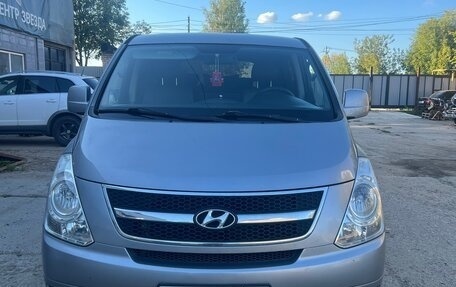 Hyundai Grand Starex Grand Starex I рестайлинг 2, 2011 год, 1 350 000 рублей, 4 фотография