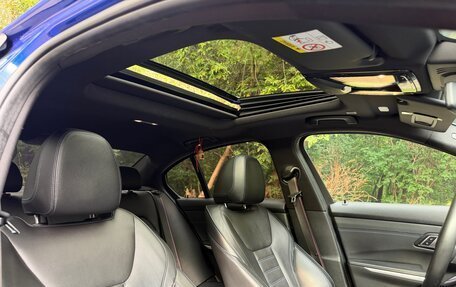 BMW 3 серия, 2019 год, 4 100 000 рублей, 15 фотография