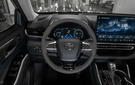 Toyota Highlander, 2026 год, 5 850 000 рублей, 11 фотография