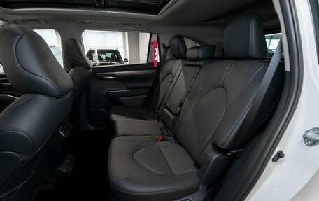Toyota Highlander, 2026 год, 5 950 000 рублей, 14 фотография