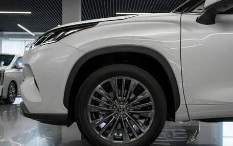 Toyota Highlander, 2026 год, 5 950 000 рублей, 28 фотография