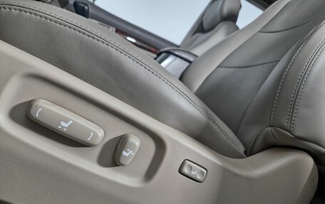 Toyota Land Cruiser Prado 120 рестайлинг, 2005 год, 1 519 000 рублей, 15 фотография