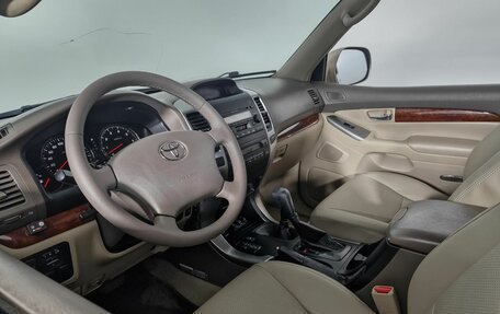 Toyota Land Cruiser Prado 120 рестайлинг, 2005 год, 1 519 000 рублей, 14 фотография