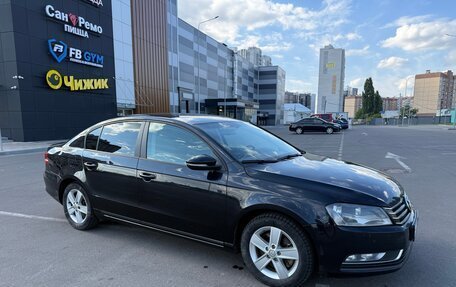 Volkswagen Passat B7, 2013 год, 1 100 000 рублей, 2 фотография