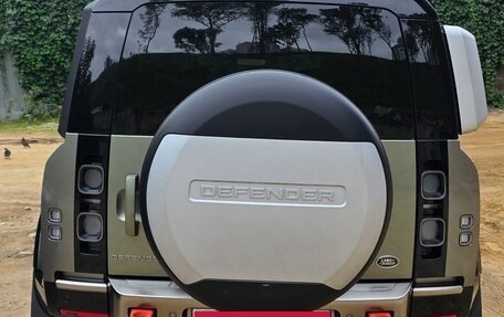 Land Rover Defender II, 2021 год, 11 000 000 рублей, 6 фотография