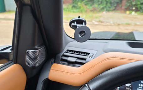 Land Rover Defender II, 2021 год, 11 000 000 рублей, 8 фотография