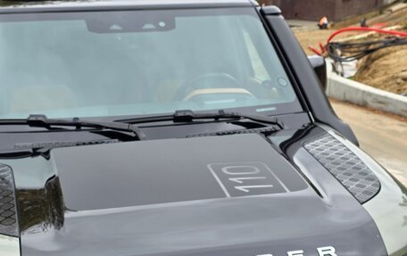 Land Rover Defender II, 2021 год, 11 000 000 рублей, 21 фотография