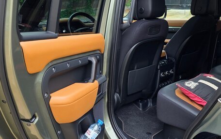 Land Rover Defender II, 2021 год, 11 000 000 рублей, 20 фотография