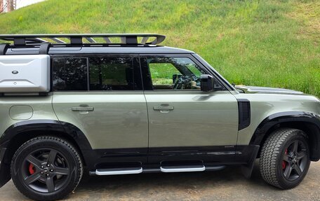 Land Rover Defender II, 2021 год, 11 000 000 рублей, 18 фотография