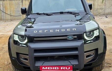 Land Rover Defender II, 2021 год, 11 000 000 рублей, 12 фотография