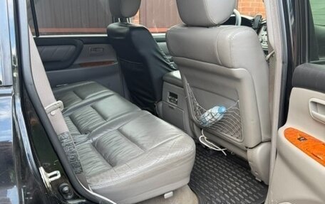 Toyota Land Cruiser 100 рестайлинг 2, 2007 год, 1 900 000 рублей, 7 фотография