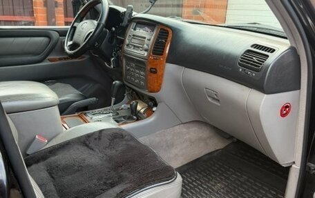 Toyota Land Cruiser 100 рестайлинг 2, 2007 год, 1 900 000 рублей, 8 фотография