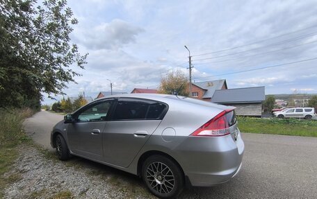Honda Insight II рестайлинг, 2009 год, 680 000 рублей, 6 фотография