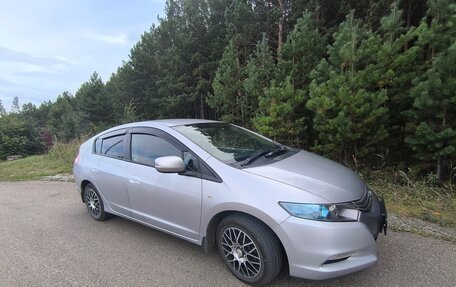 Honda Insight II рестайлинг, 2009 год, 680 000 рублей, 4 фотография